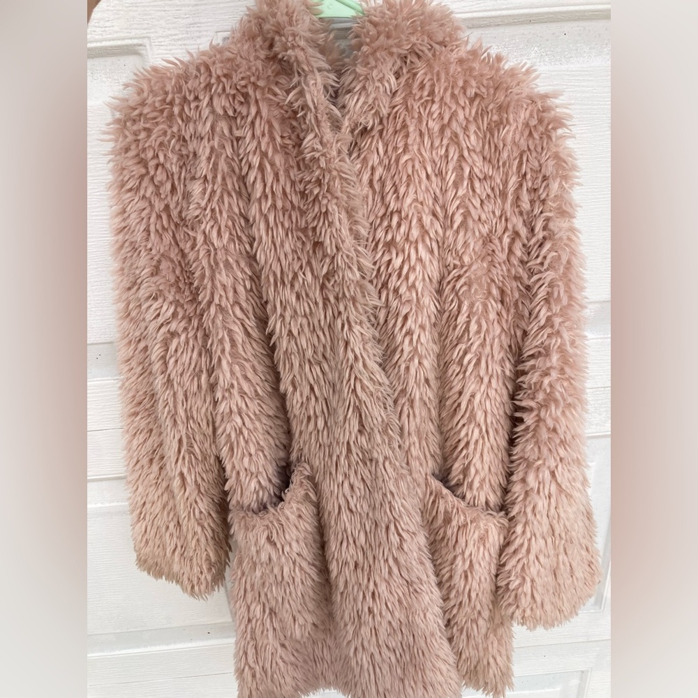 Dylan Los Angeles — Blush Pink Faux Fur Coat